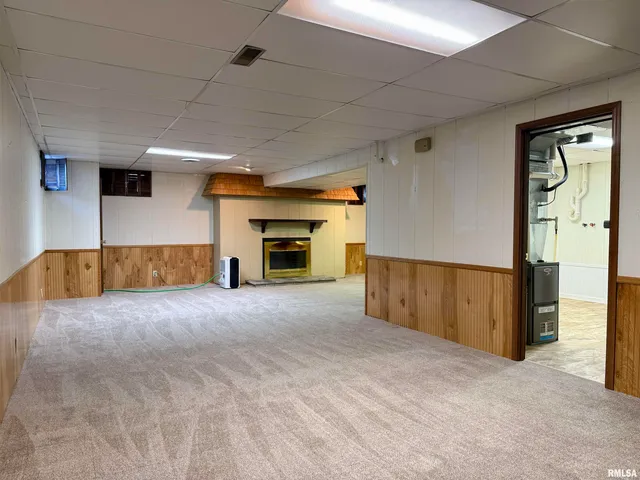 $259,900 | 264 Sunnyview Avenue, Knoxville, IL 61448