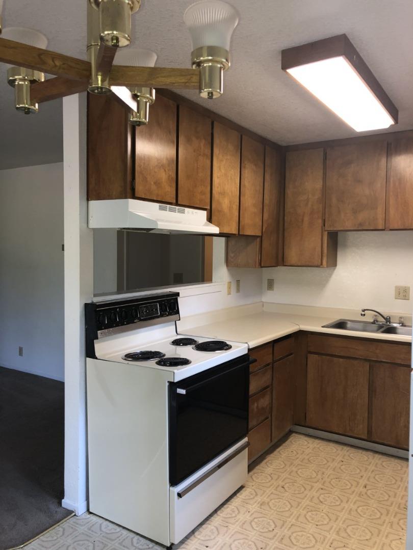 25343 Madrone Drive Willits, CA 95490 - Photo 14 of 38