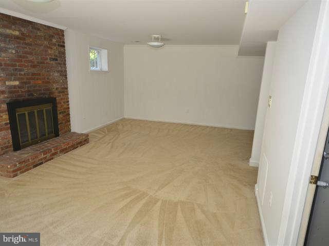 11818 Prestwick Road Potomac, MD 20854 - Photo 22 of 28 Basement