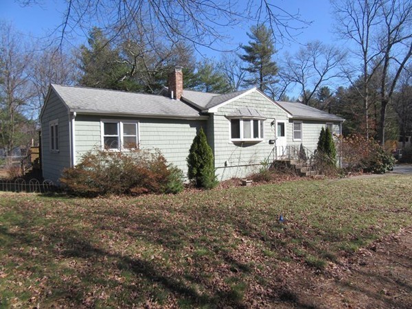 62 Bruce Road Bellingham, MA 02019 - Photo 6 of 10 Gallery Image 6