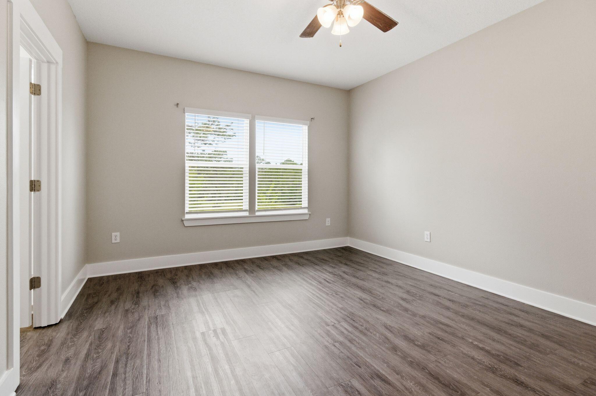 334 North Sand Palm Road Freeport, FL 32439 - Photo 13 of 39 aj2605281-1014