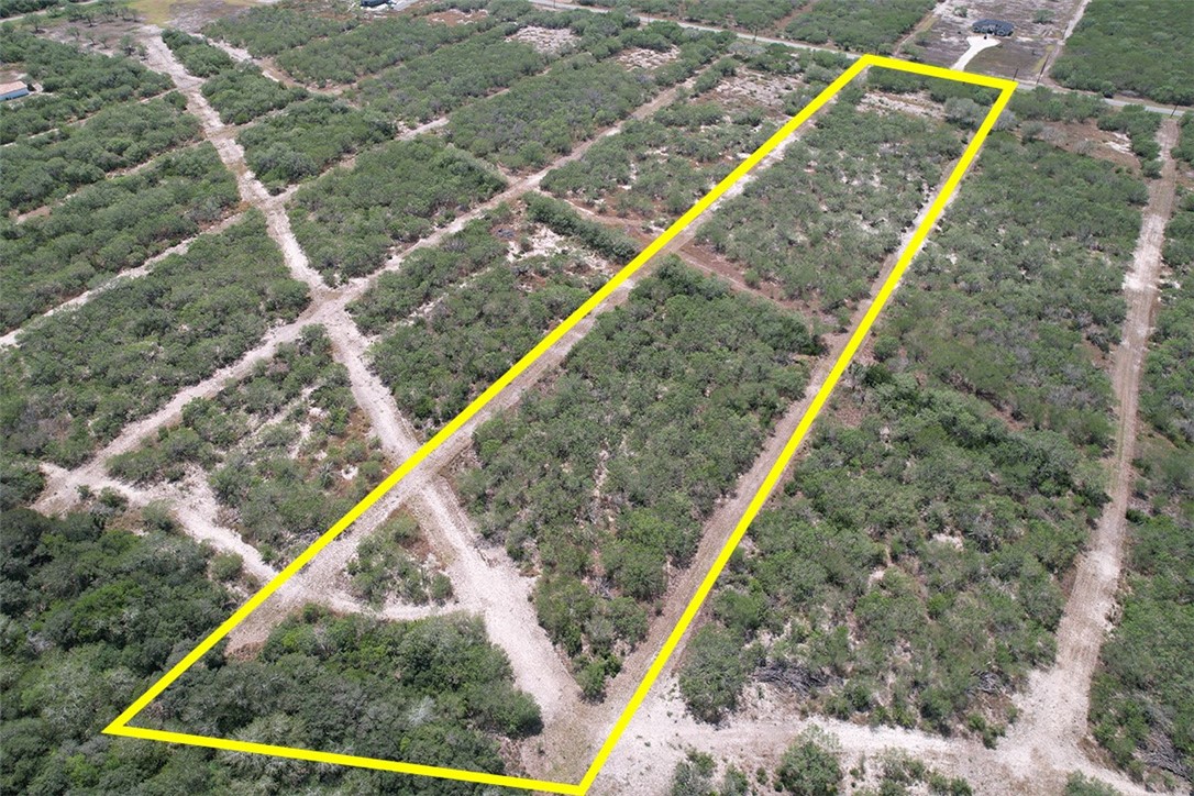 179 County Road Alice, TX 78332 - Photo 6 of 20 Gallery Image 6