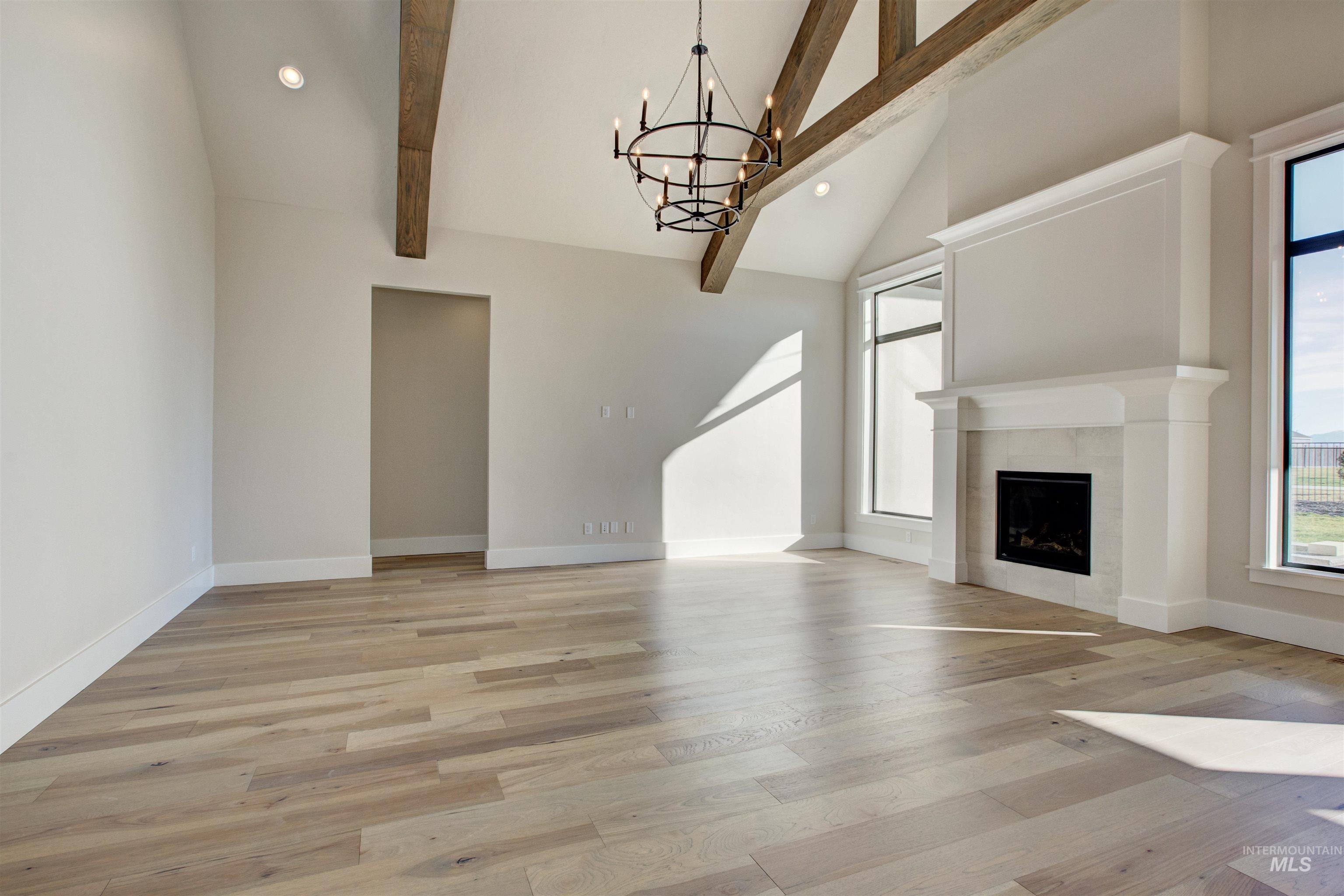 5876 South Pinpoint Way Meridian, ID 83642 - Photo 11 of 47 Gallery Image 11