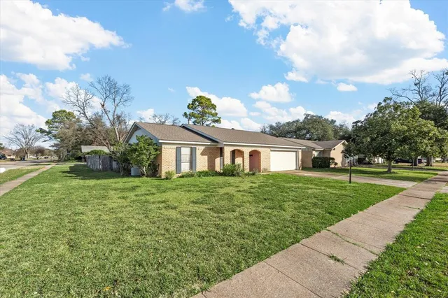 $189,000 | 402 Wellington Court, Shreveport, LA 71115