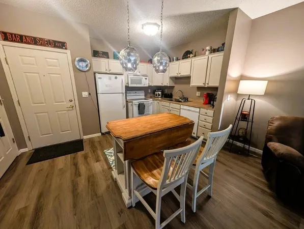 $150,000 | 2231 North Penn Place, Unit 316, North St. Paul, MN 55109