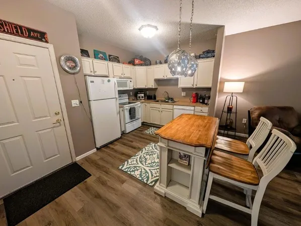 $150,000 | 2231 North Penn Place, Unit 316, North St. Paul, MN 55109