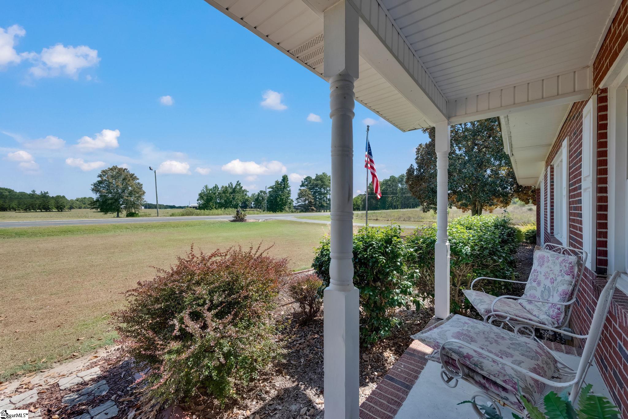 4503 Keowee Road Honea Path, SC 29654 - Photo 3 of 37 Gallery Image 3