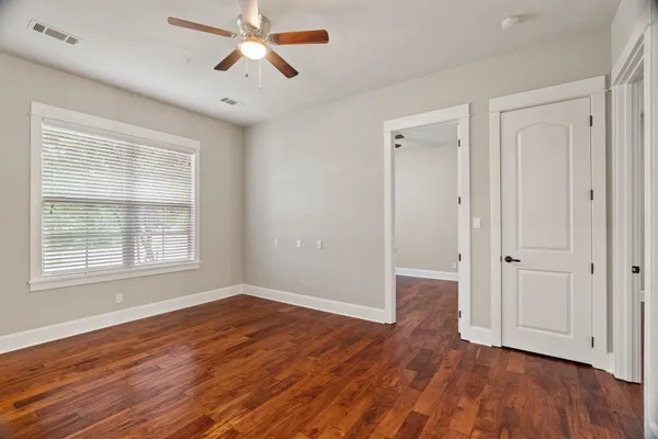 $945,000 | 2703 Parkview Drive, Marble Falls, TX 78654