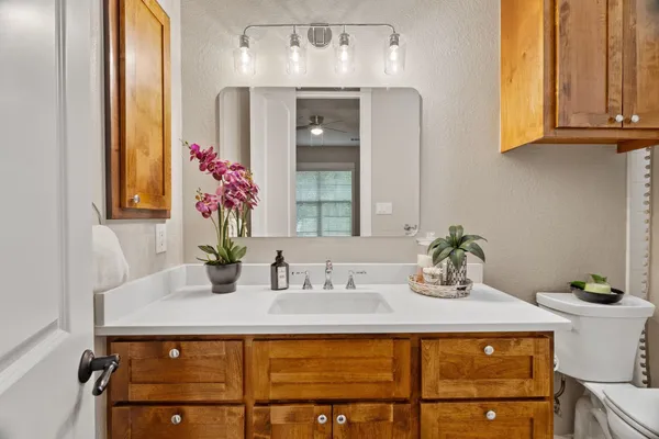 $945,000 | 2703 Parkview Drive, Marble Falls, TX 78654