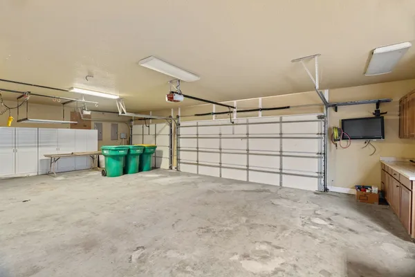 $945,000 | 2703 Parkview Drive, Marble Falls, TX 78654