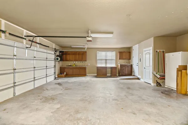 $945,000 | 2703 Parkview Drive, Marble Falls, TX 78654