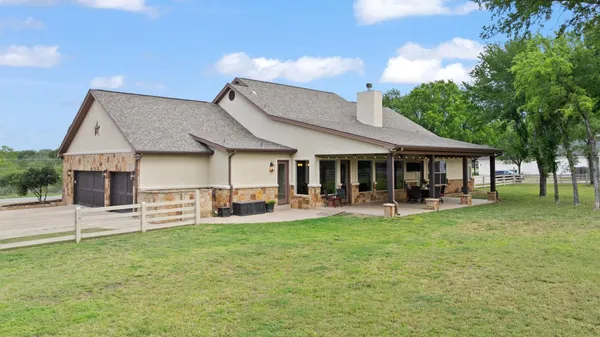 $945,000 | 2703 Parkview Drive, Marble Falls, TX 78654