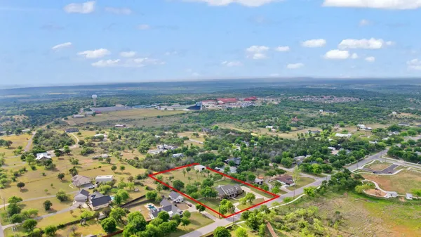 $945,000 | 2703 Parkview Drive, Marble Falls, TX 78654
