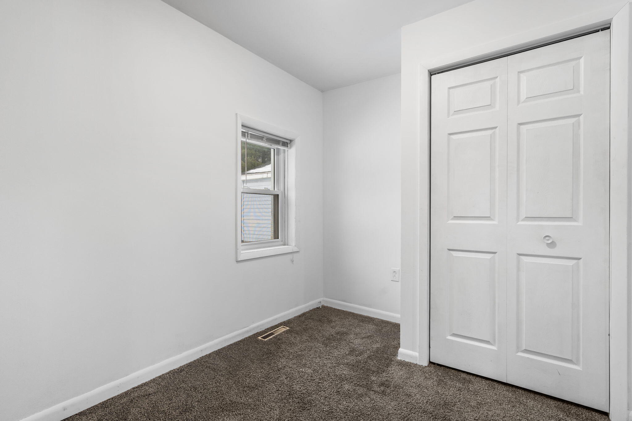 10552 Cady Road Grass Lake, MI 49240 - Photo 12 of 27 24-web-or-mls-DSC03952