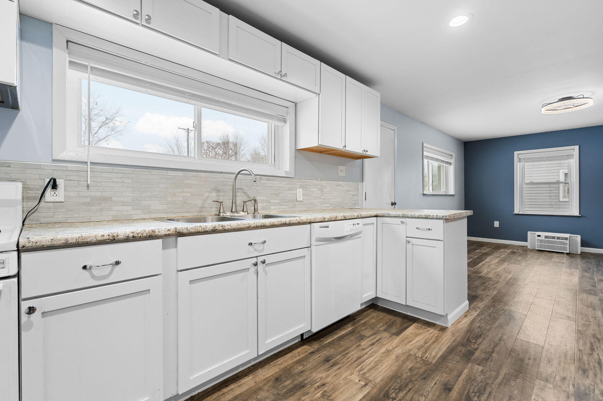 10552 Cady Road Grass Lake, MI 49240 - Photo 4 of 27 21-web-or-mls-DSC03939