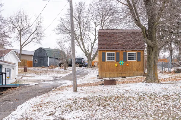 $350,000 | 19276 4th Street, Chippewa Lake, MI 49320