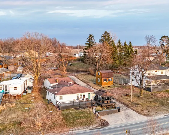 $350,000 | 19276 4th Street, Chippewa Lake, MI 49320