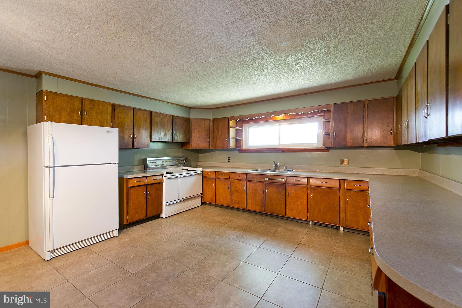3158 Sulphur Springs Road Inwood, WV 25428 - Photo 4 of 30 Kitchen