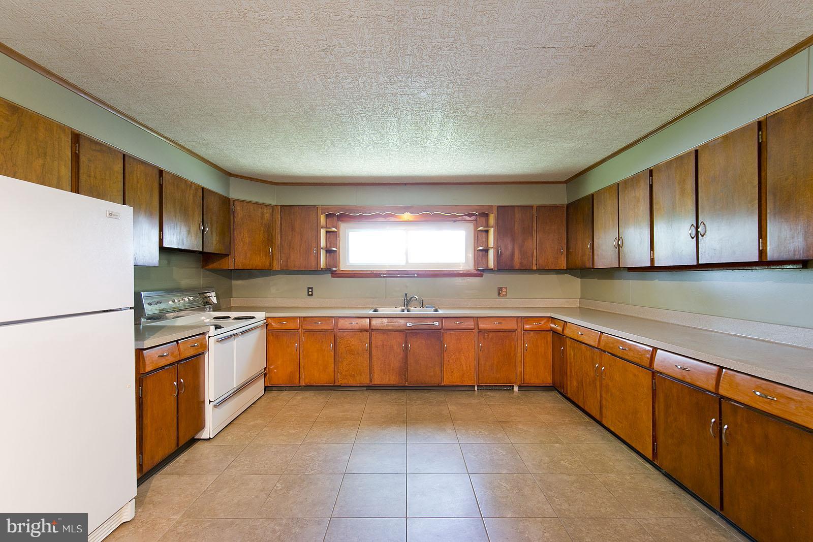 3158 Sulphur Springs Road Inwood, WV 25428 - Photo 5 of 30 Kitchen