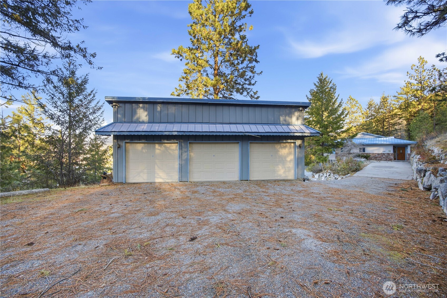 985 Guffy Road Chelan, WA 98816 - Photo 29 of 39