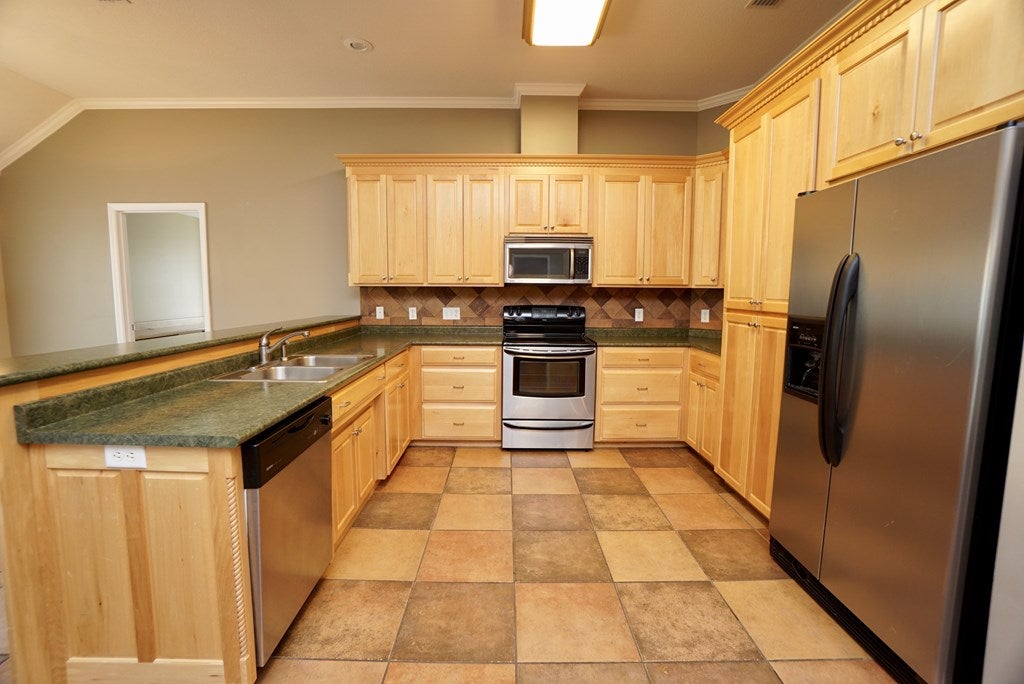 3981 Applecross Road Valdosta, GA 31605 - Photo 8 of 23 Gallery Image 8