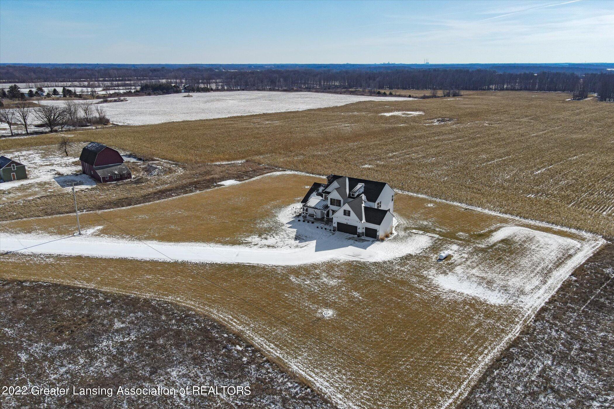 6539 West Howe Road Dewitt, MI 48820 - Photo 65 of 72 10-6539-W-Howe-Rd-DeWitt-MI-48820-Window