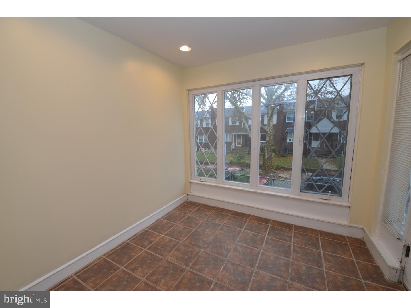 1047 Flanders Road Philadelphia, PA 19151 - Photo 5 of 25 Gallery Image 5