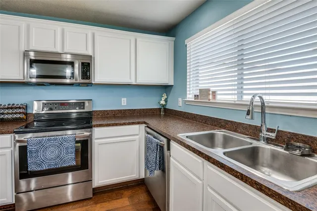 $280,000 | 728 Falcon Road, Saginaw, TX 76131