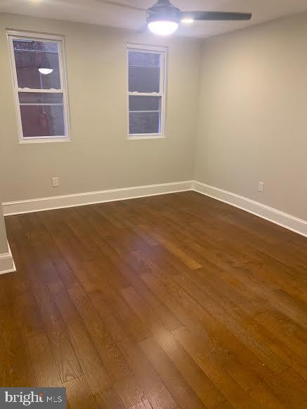 1517 West Ritner Street Philadelphia, PA 19145 - Photo 8 of 28 Large master bed w/ en suite bathroom
