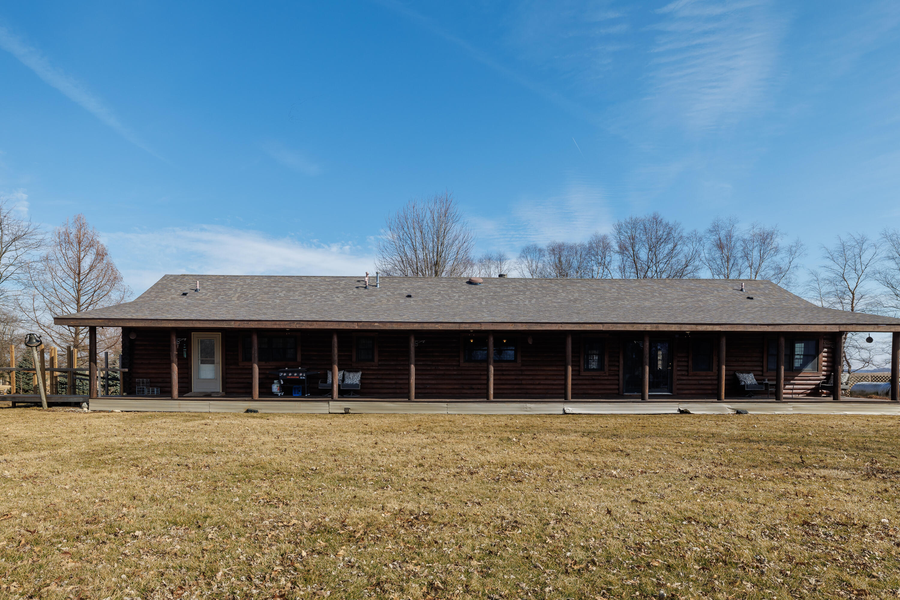 7523 West 850th Street South Rensselaer, IN 47978 - Photo 8 of 39 a front view of a house with a garden