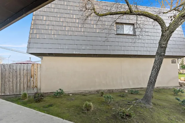 $225,000 | 5188 East Ashlan Avenue, Unit 128, Fresno, CA 93727