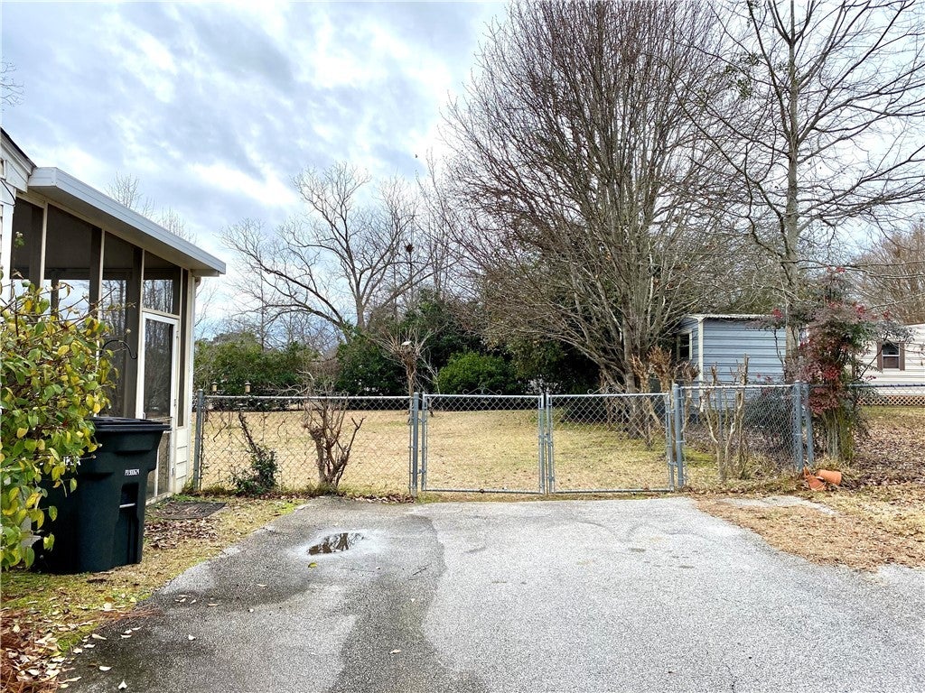 1406 Rocky Brook Road Opelika, AL 36801 - Photo 15 of 18 Gallery Image 15