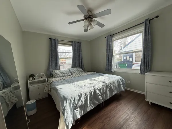 $2,400 | 1107 Bristol Avenue, Westchester, IL 60154