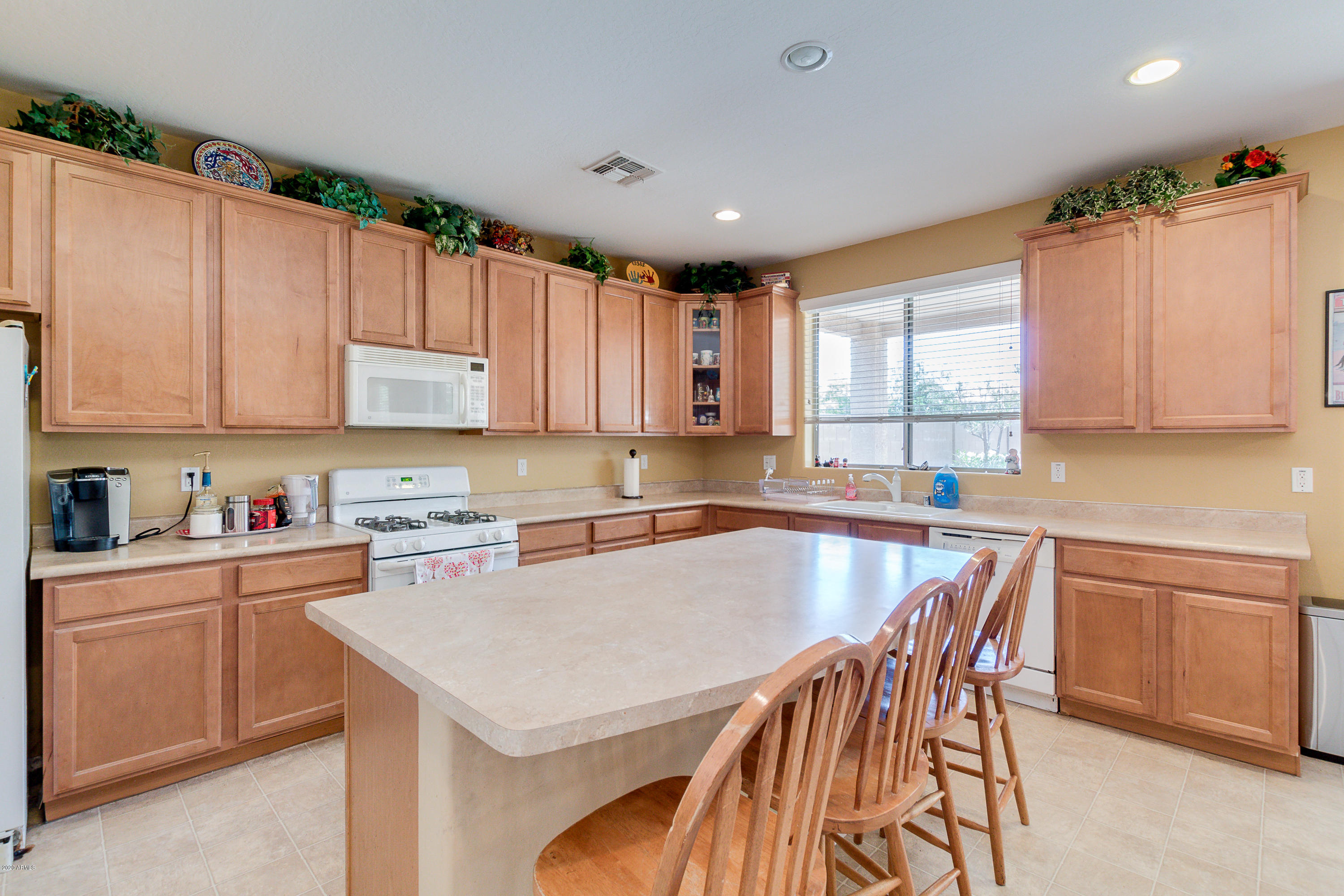 13629 West Redfield Road Surprise, AZ 85379 - Photo 16 of 58 16-Redfield