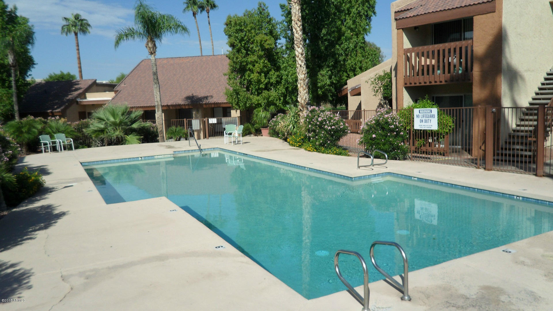 2121 West Royal Palm Road, Unit 2099 Phoenix, AZ 85021 - Photo 8 of 11 Pool