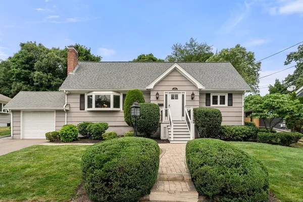 $1,399,000 | 150 Woodbine Circle, Needham, MA 02494