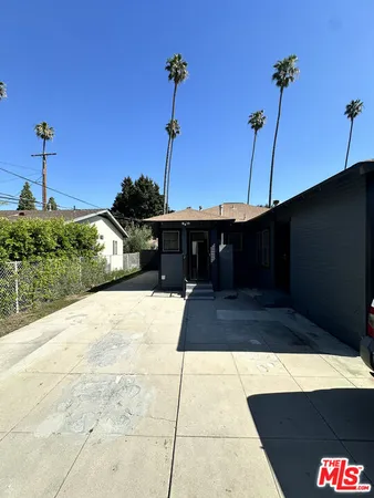 $3,650 | 4119 3rd Avenue, Los Angeles, CA 90008