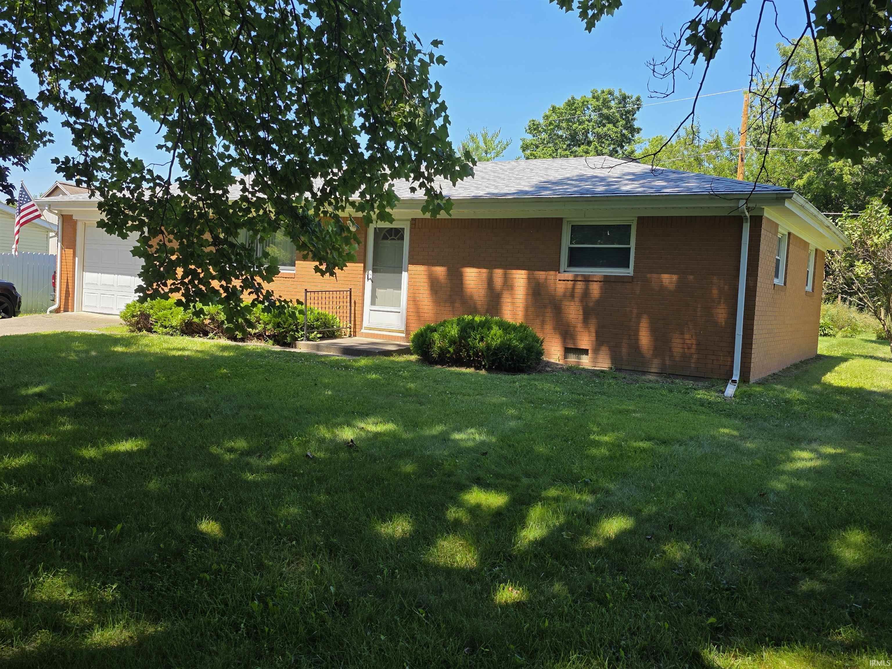 2406 East Purdue Road Muncie, IN 47303 - Photo 1 of 19 Gallery Image 1