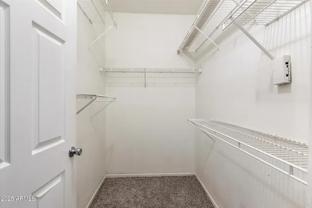 a view of utility room