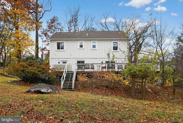 $850,000 | 575 West Valley Road, Wayne, PA 19087