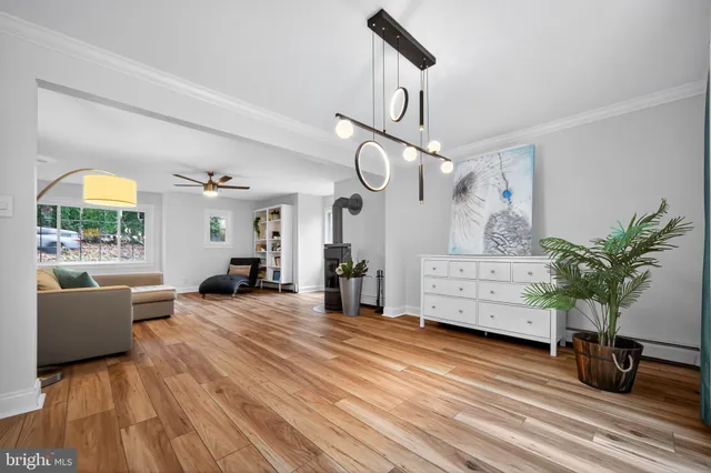 $915,000 | 575 West Valley Road, Wayne, PA 19087