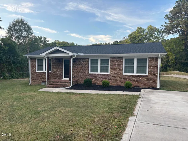 $1,750 | 3709 Lee Road, Raleigh, NC 27604