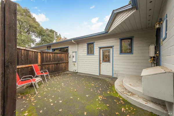 $799,000 | 1096 West Standley Street, Ukiah, CA 95482