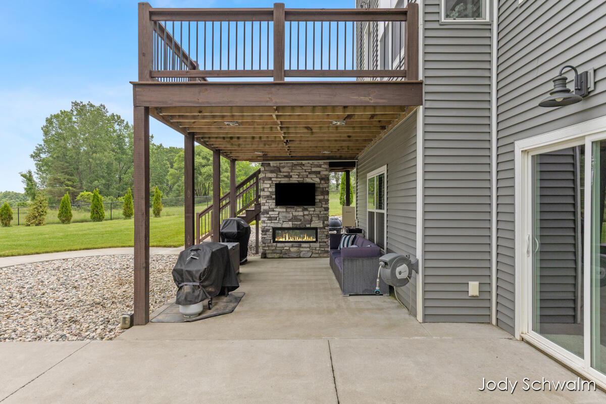 3619 12 Mile Road Northeast Rockford, MI 49341 - Photo 61 of 80 IMG_1066