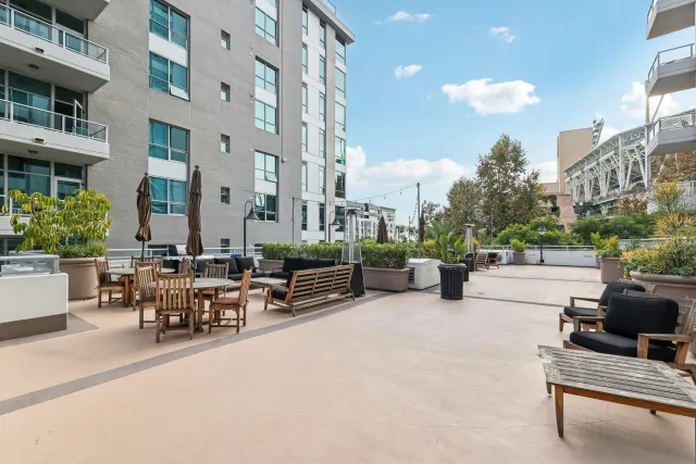 $489,900 | 206 Park Boulevard, Unit 307, San Diego, CA 92101