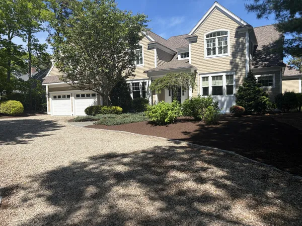 $3,325,000 | 36 Troon Way, Mashpee, MA 02649