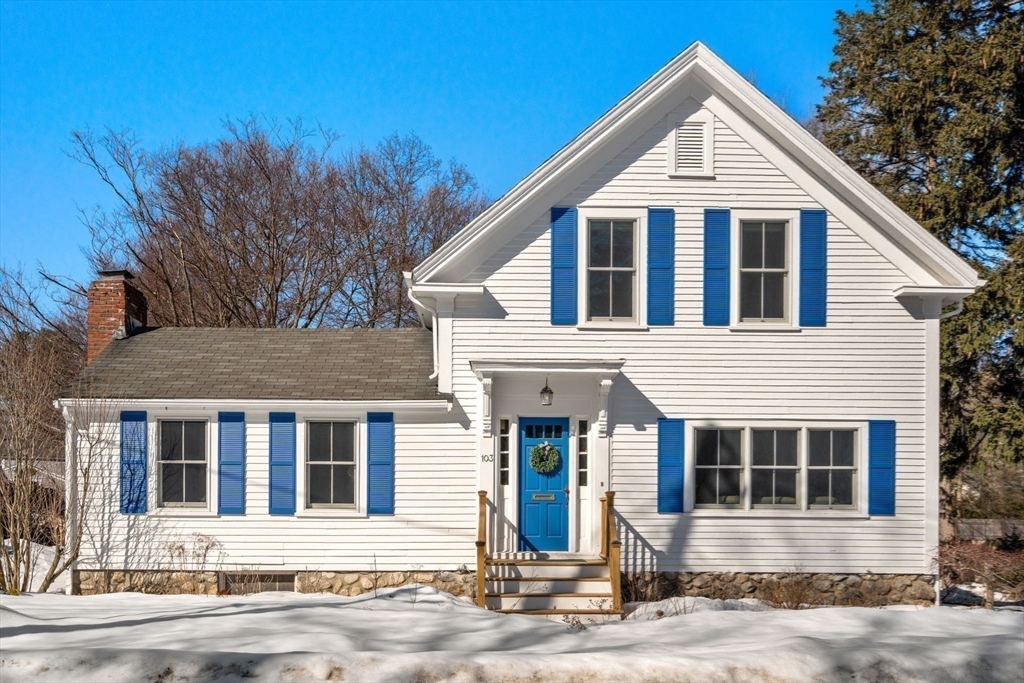 103 Oak Street Reading, MA 01867 - Photo 35 of 35 front view of a house