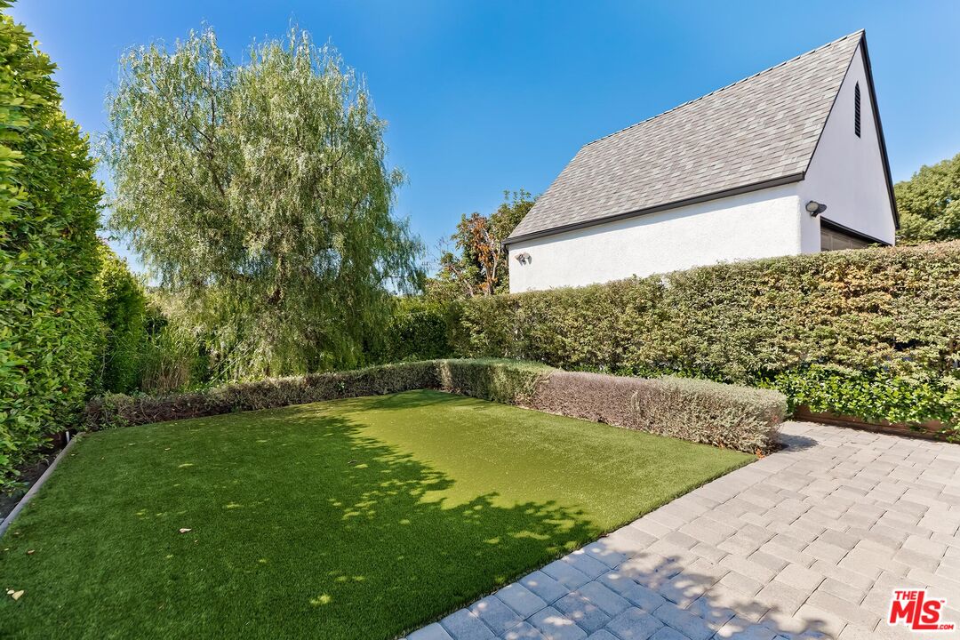 3720 Valleybrink Road Los Angeles, CA 90039 - Photo 27 of 31 a view of a house with a yard