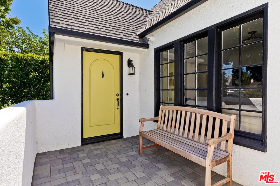 3720 Valleybrink Road Los Angeles, CA 90039 - Photo 3 of 31 a view of a two chairs in the porch
