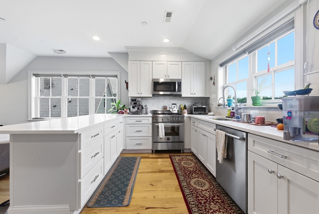 44 Evergreen Street, Unit 3 Boston, MA 02130 - Photo 5 of 24